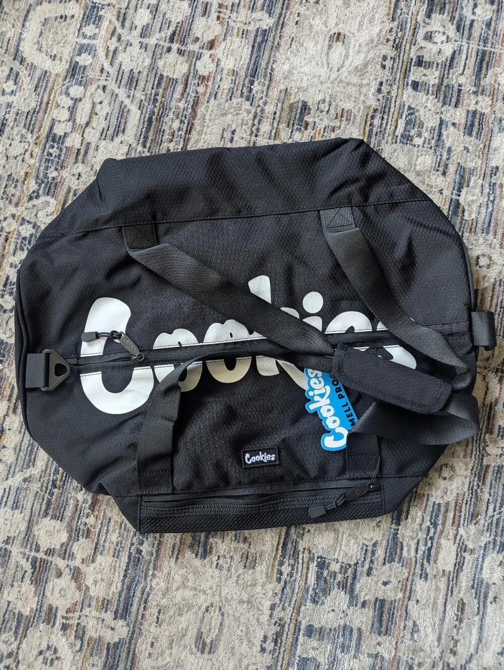 Cookies Summit Ripstop Smell Proof Black Duffel Bag NWT